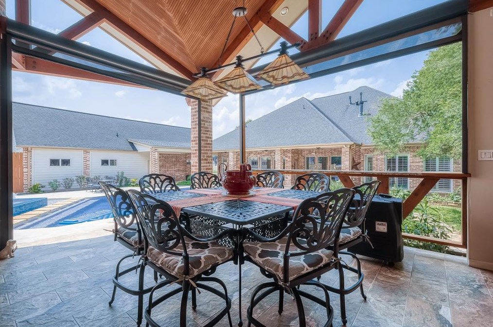 10102 Reading Rd, Richmond TX exterior