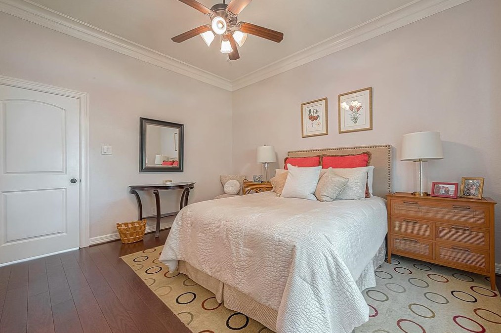 10102 Reading Rd, Richmond TX exterior