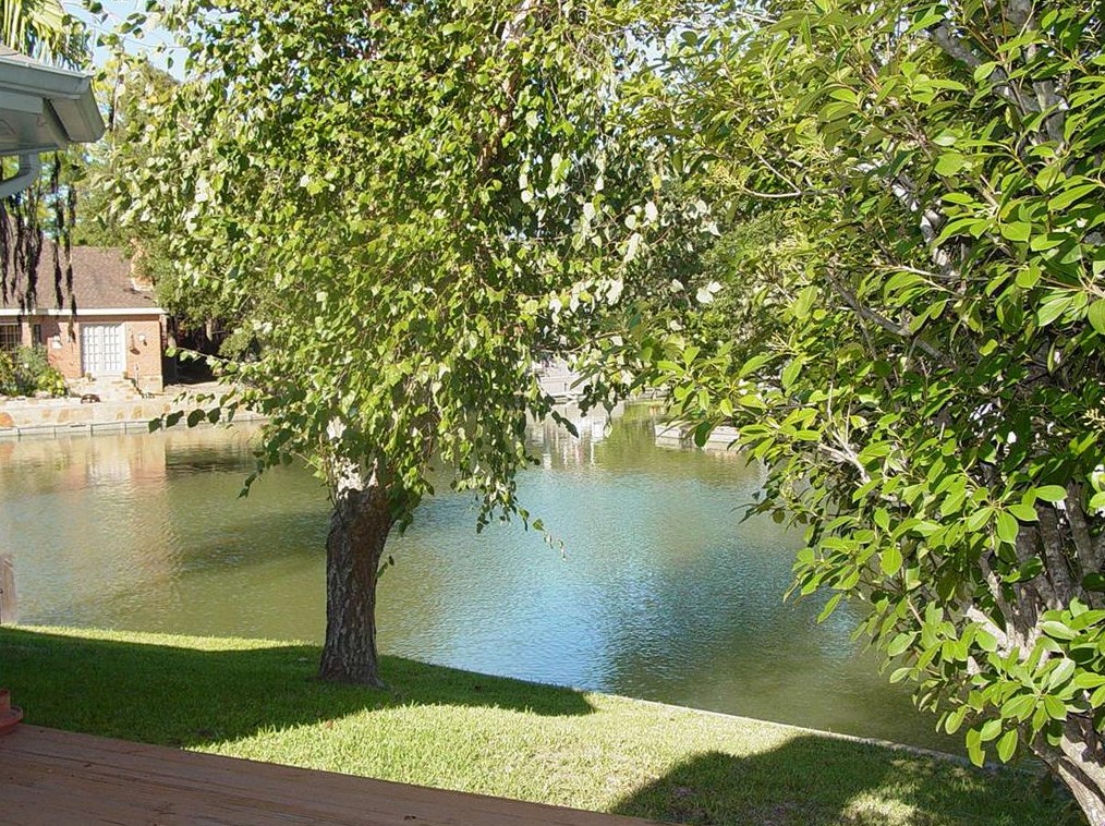 1154 Mariner Cv, Sugar Land, TX 77498