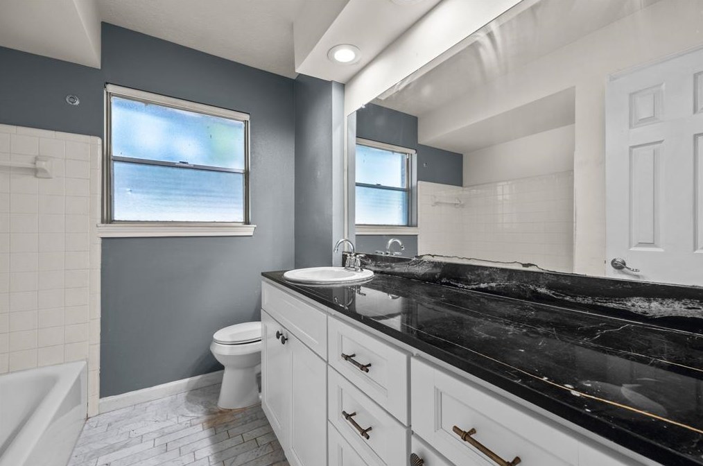 5203 Apple Spg Dr, Pearland TX 77584-1132 exterior