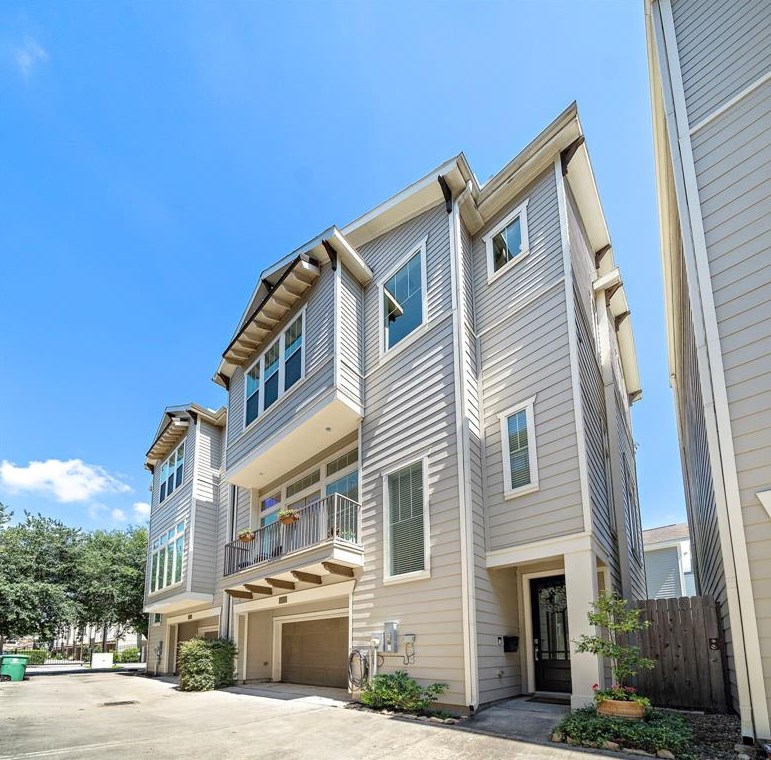 2406 Beall St #c, Houston, TX 77008