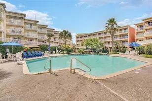 6300 Seawall Blvd, Galveston, TX 77551 - Photo 18