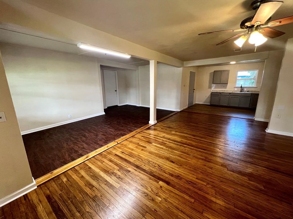 6019 Southmont St, Houston TX  77033-1025 exterior