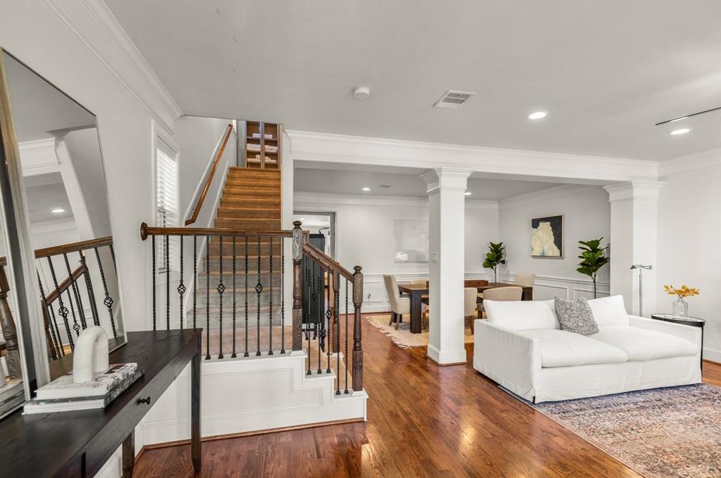743 W 20th St, Houston, TX 77008