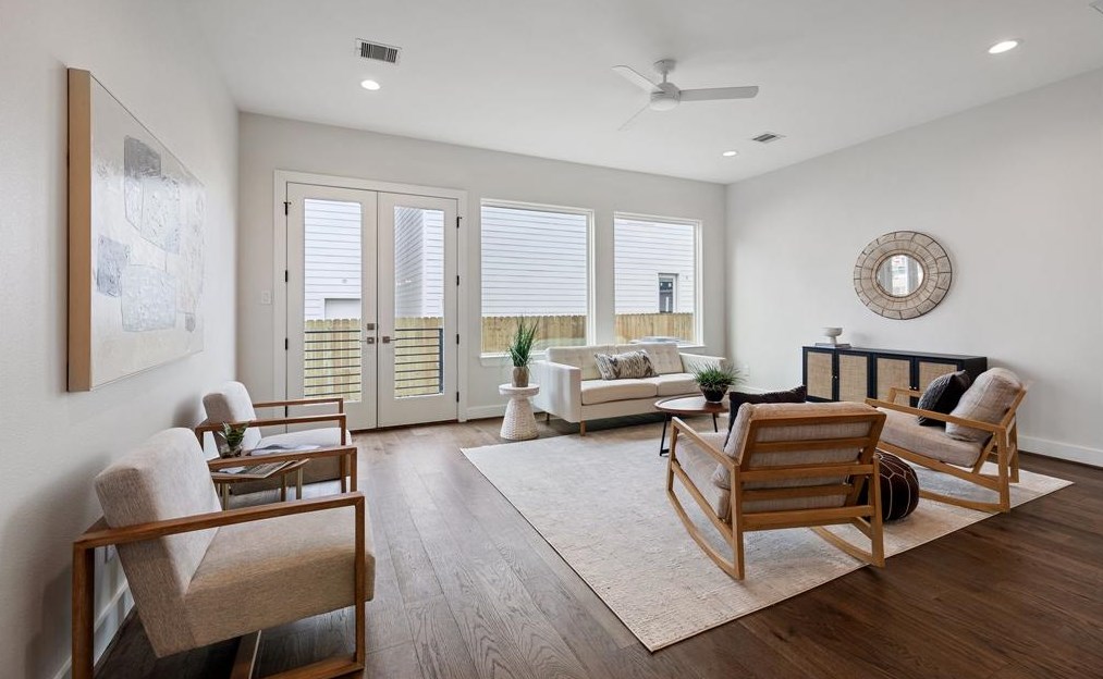 816 33 St, Houston TX  77022-5105 exterior