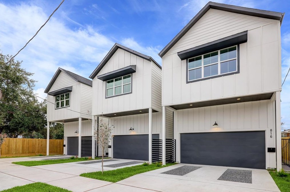 816 33 St, Houston TX  77022-5105 exterior