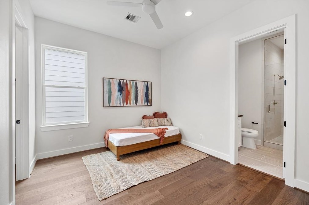 816 33 St, Houston TX  77022-5105 exterior