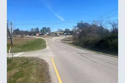 863 Highway 159 W, Bellville, TX 77418 - Photo 4