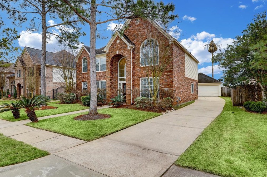 3202 Summerwind Ct, Pearland, TX 77584