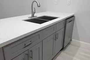 11711 Memorial Dr, Houston, TX 77024 - Photo 18