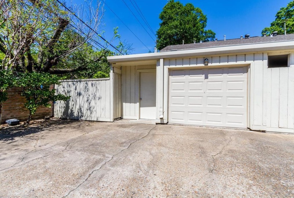 457 Bendwood Dr # 60c, Houston, TX