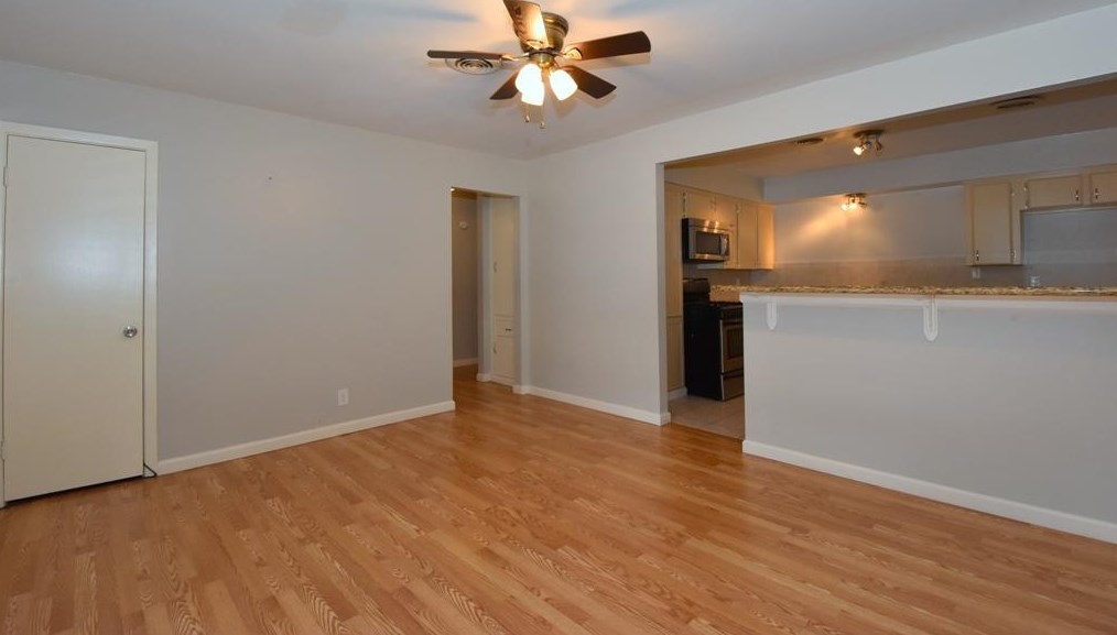 6523 Underhill St, Houston TX  77092-4738 exterior