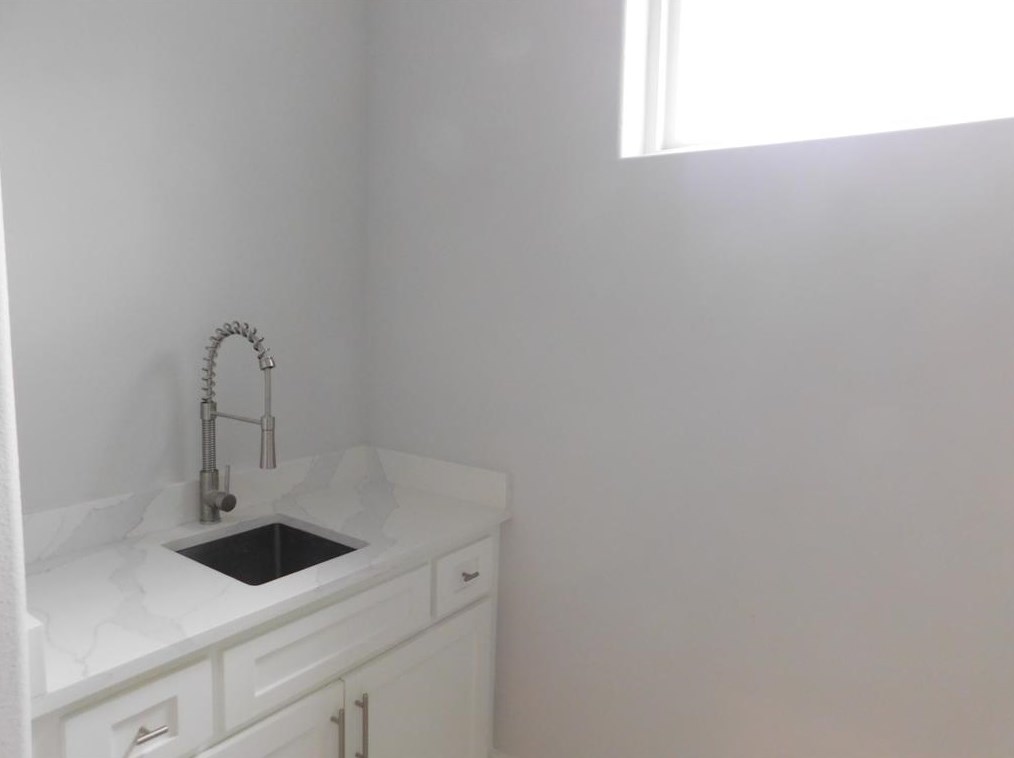 906 Knox St, Houston TX  77091-2212 exterior