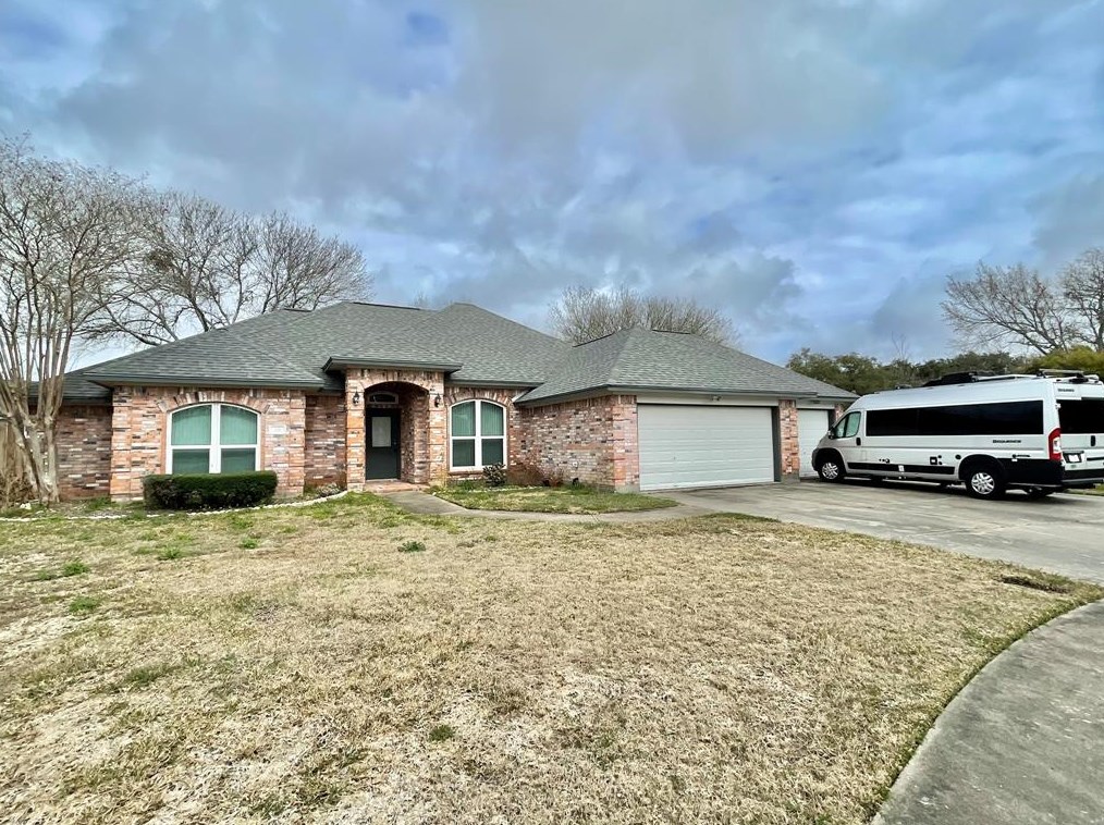 59 Joshua Ct, Richwood, TX 77566