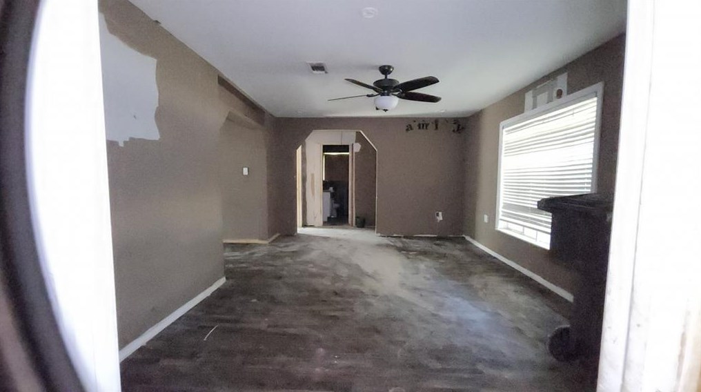 10106 Bretton Dr, Houston TX  77016-3221 exterior