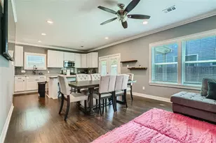 3801 Oxford St, Houston, TX 77022 - Photo 8