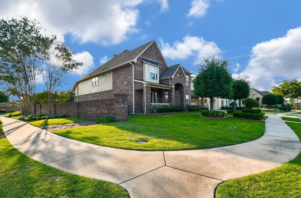 906 Delford Way, Sugar Land, TX 77479-2779