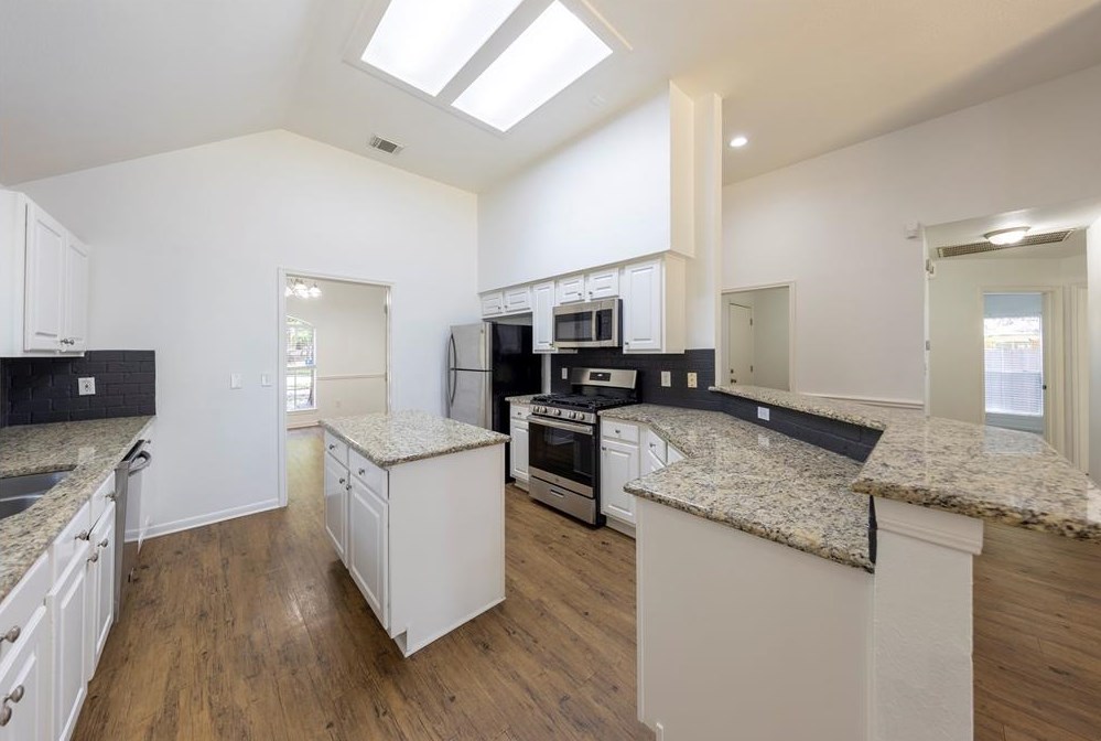 100 Indigo Cir, Spring, TX 77381-4702