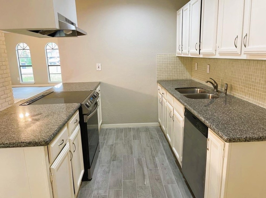 614 Jeff Davis Dr, Richmond, TX 77469