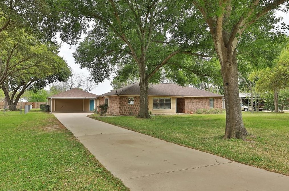 15910 Escher Rd, Cypress, TX 77433-4205