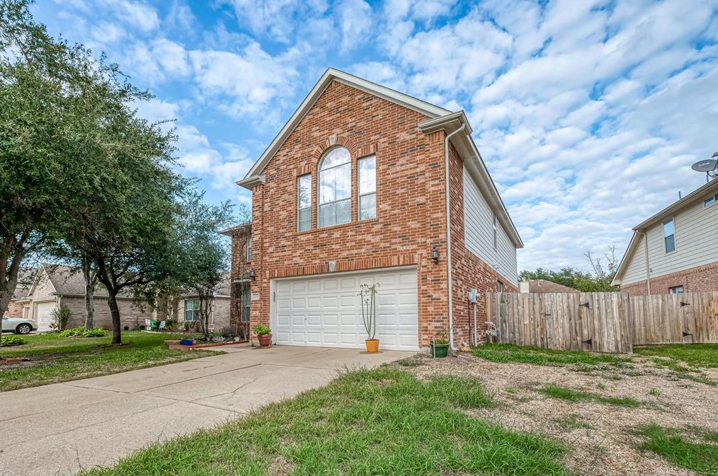 15110 Millers Run Ln, Sugar Land, TX 77498