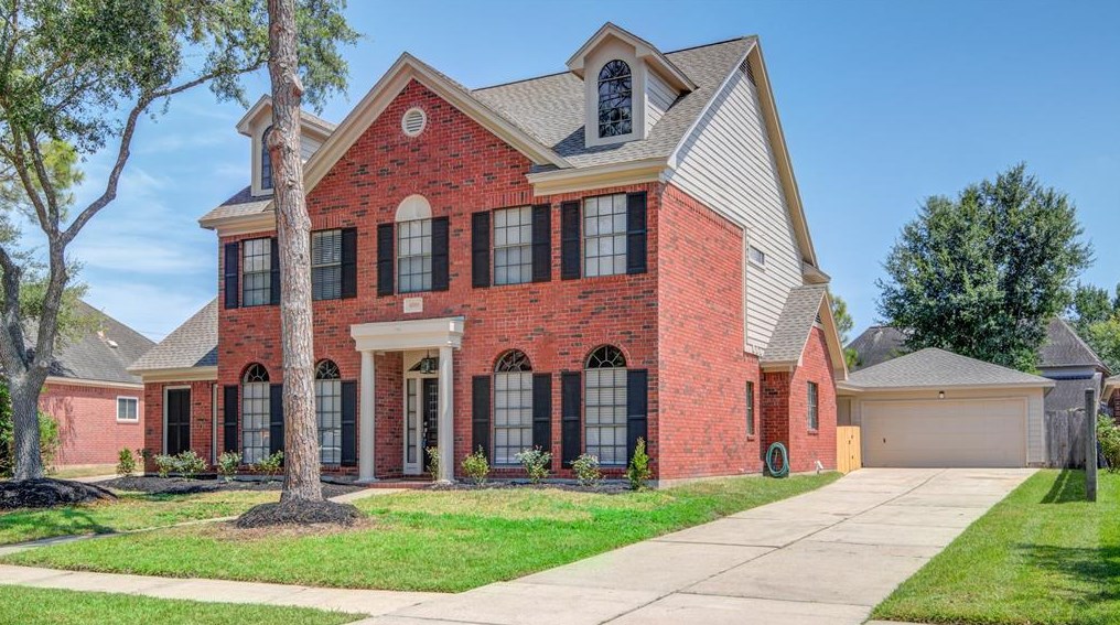 4006 Forest Birch Ct, Houston, TX 77059
