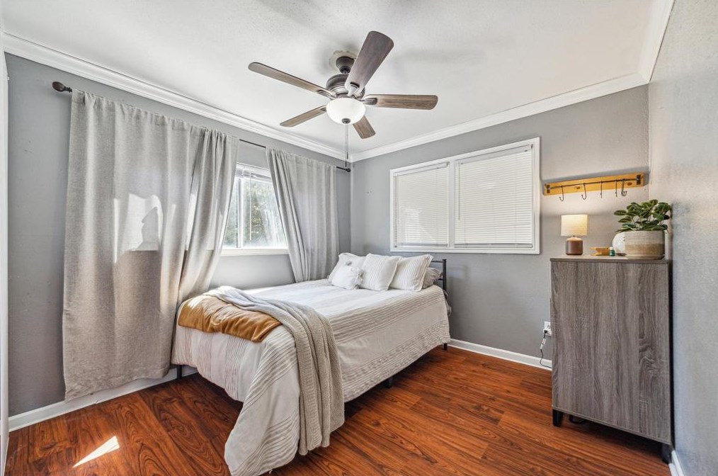 15318 Beechnut St, Houston TX 77083-5416 exterior