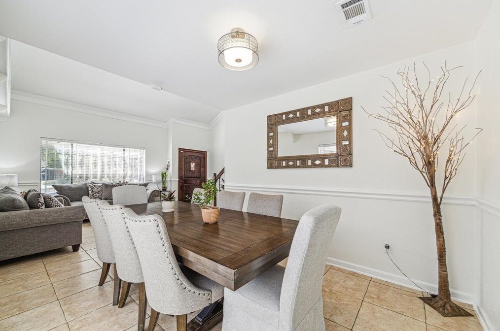 15318 Beechnut St, Houston TX 77083-5416 exterior