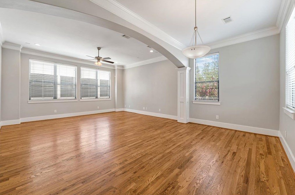 908 20 St, Houston TX 77008-3310 exterior