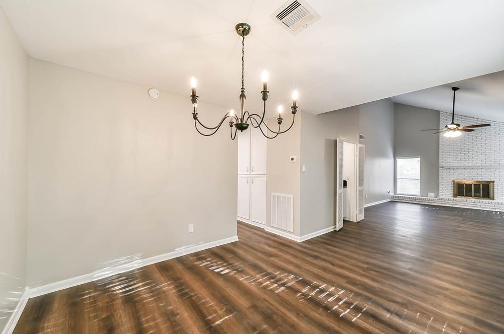 12035 Champion Forest Dr, Houston TX  77066-2701 exterior