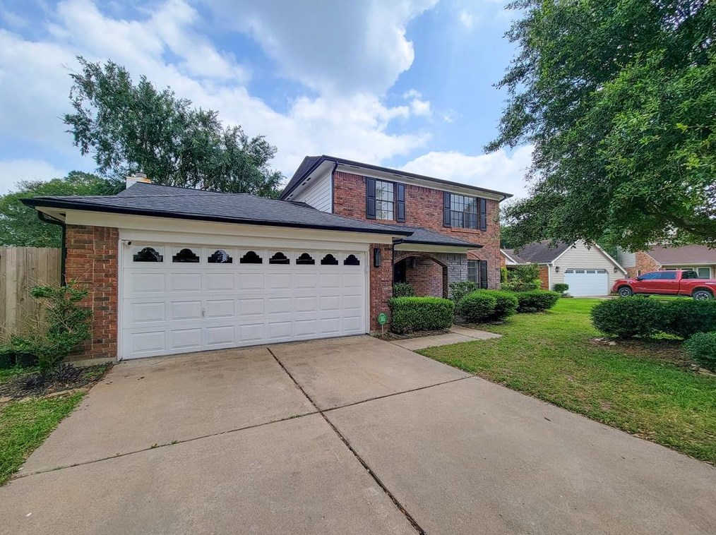 8310 Lime Springs Dr, Houston, TX 77095