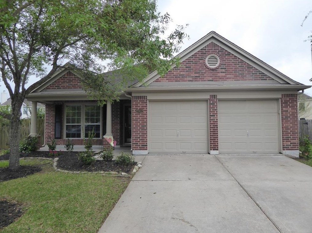 2912 Fountain Brook Ct, Pearland, TX 77584