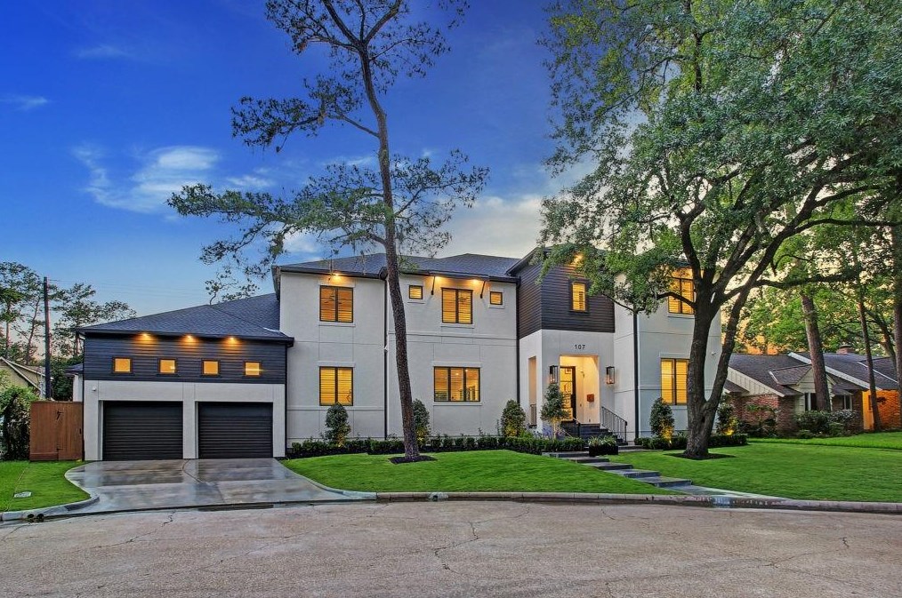 107 Fawnlake Dr, Houston TX  77079-7349 exterior