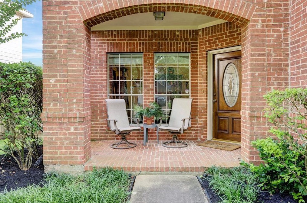 635 Presley Way, Sugar Land, TX 77479