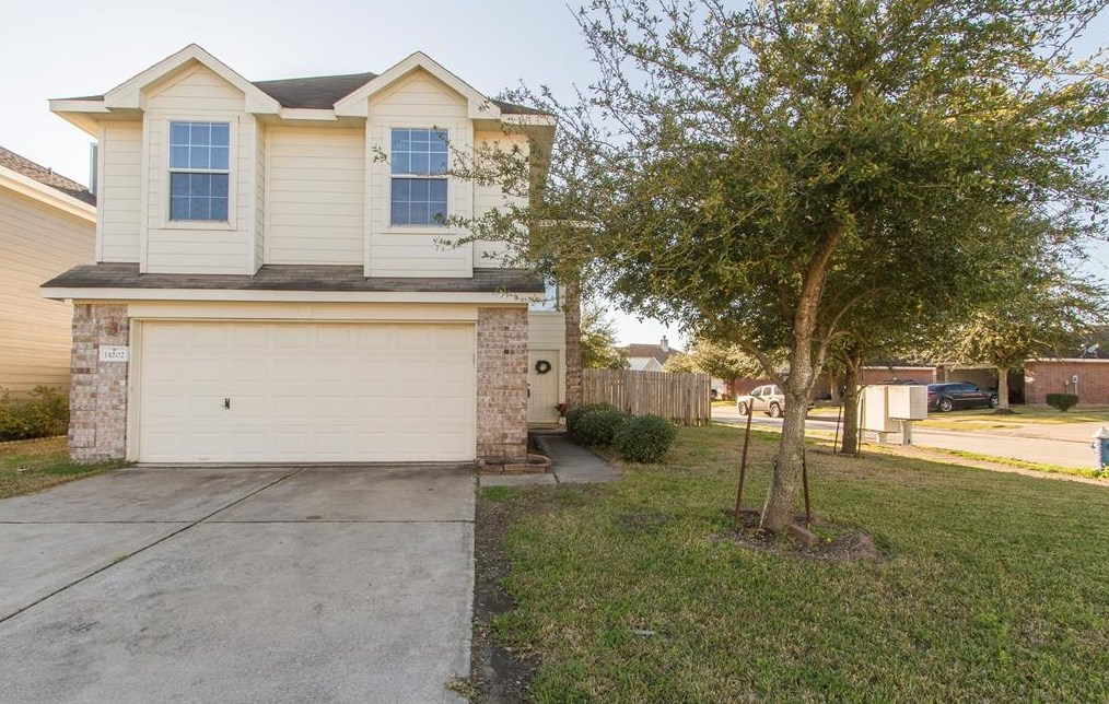 14202 Ballfour Park Ln, Houston, TX 77047-4553