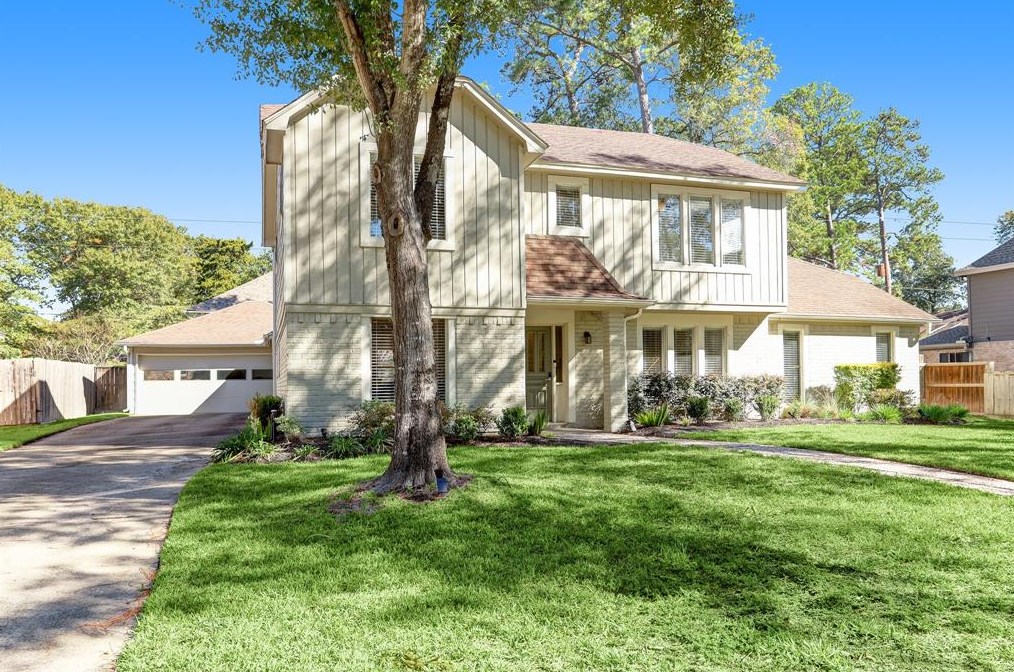 15202 Pebble Bend Dr, Houston, TX 77068-1838