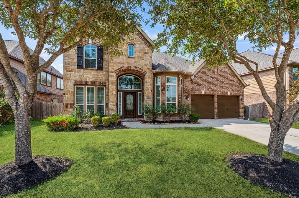 1637 Wimberly Hollow Ln, Richmond, TX 77471