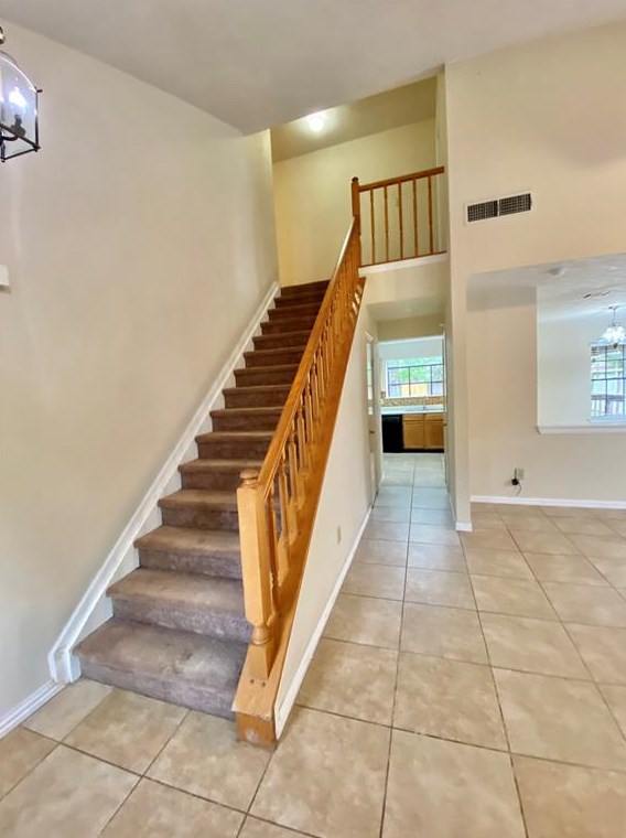 1534 Hillside Elm St, Houston TX  77062-2265 exterior