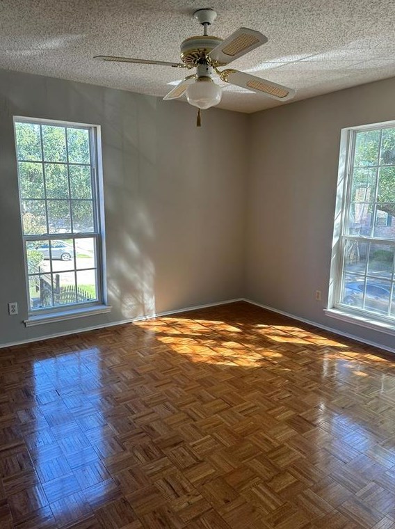 6402 Del Monte Dr #29, Houston, TX 77057