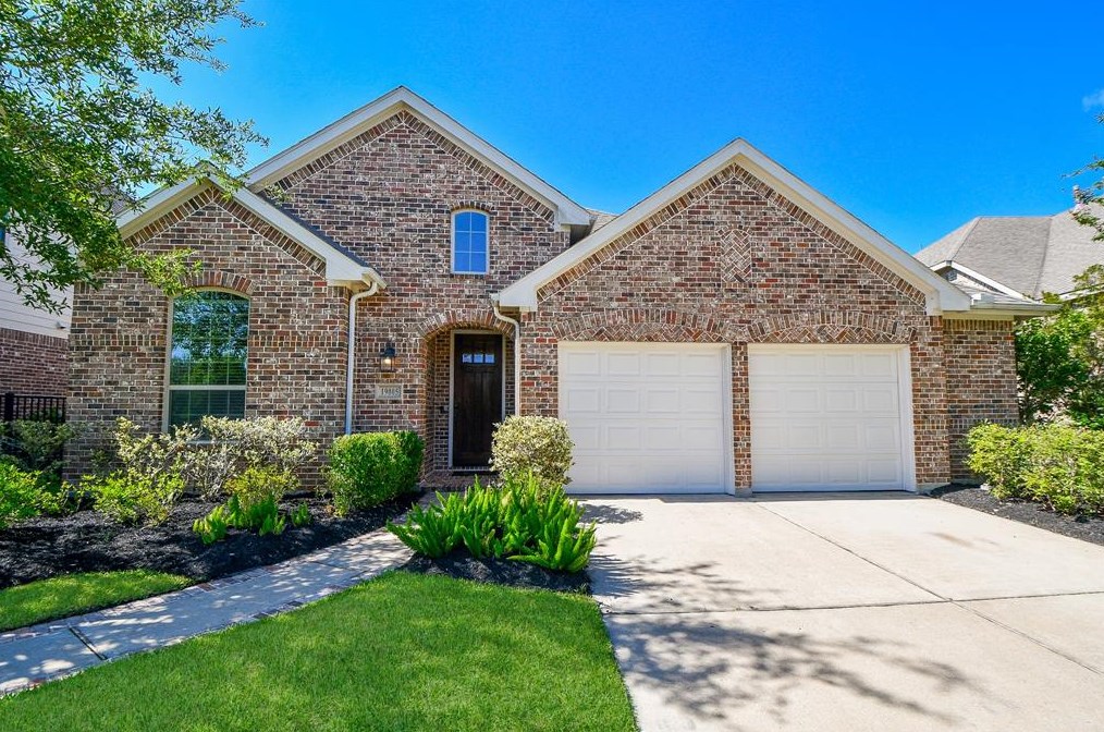19005 Cove Forest Ln, Cypress, TX 77433
