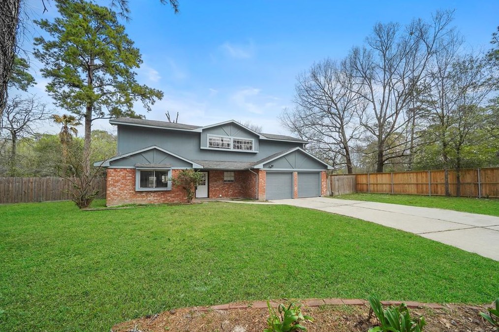 2251 Middle Creek Dr, Humble, TX 77339