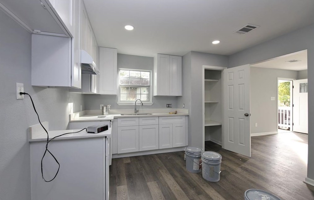 5109 Earline St, Houston TX  77016-5211 exterior