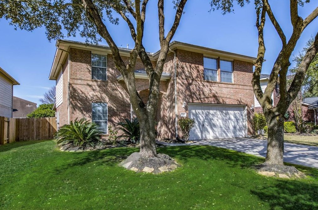 9331 Stoneridge Canyon Ln, Houston, TX 77089