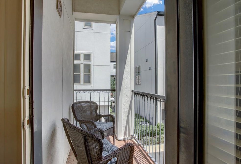 9435 Fannin St, Houston TX  77045-4562 exterior