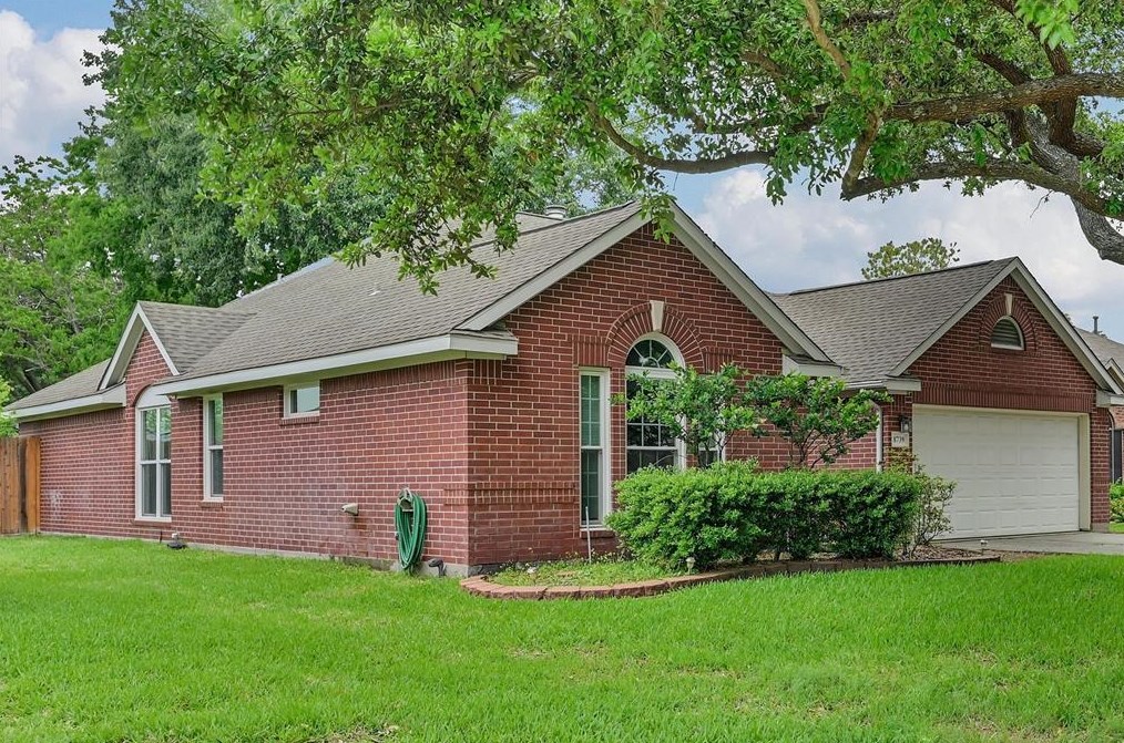 8739 Aberdeen Palms Dr, Houston, TX 77095-5701