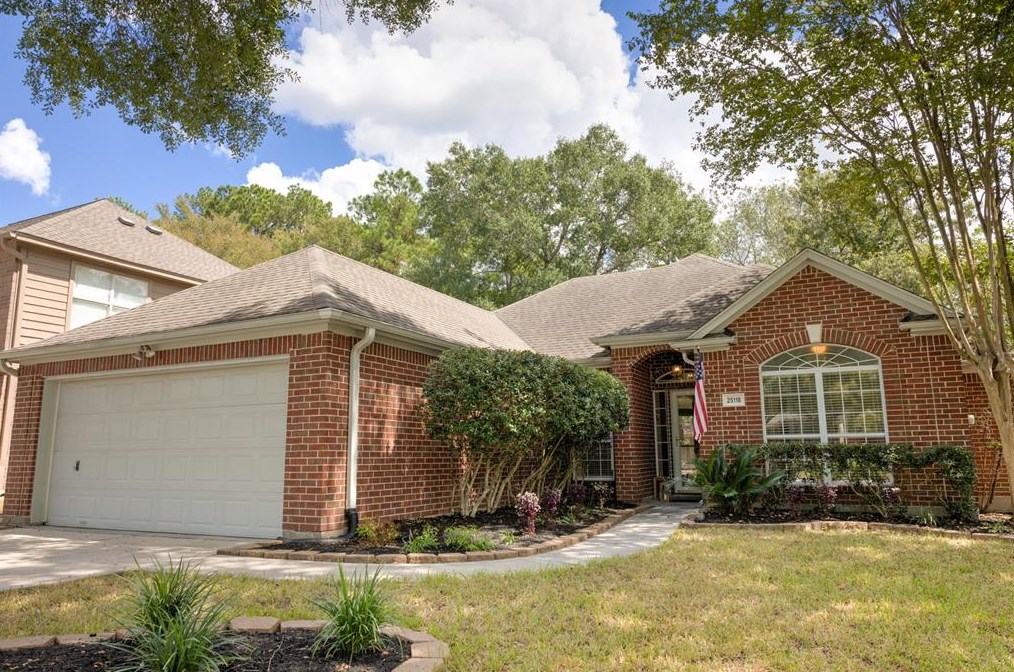 25118 Aughton Dr, Spring TX  77389-5402 exterior