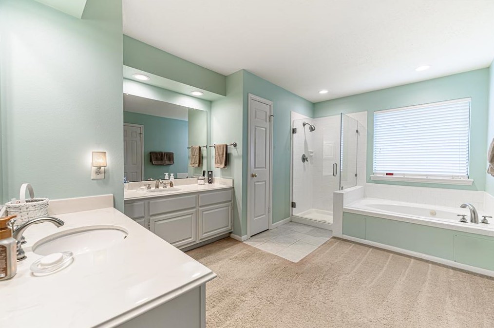 7610 Clover Cyn, Houston TX  77095-4034 exterior