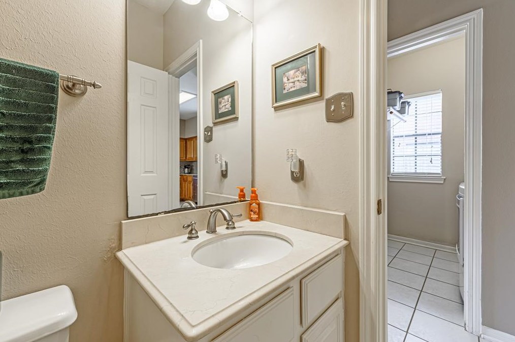 7610 Clover Cyn, Houston TX  77095-4034 exterior