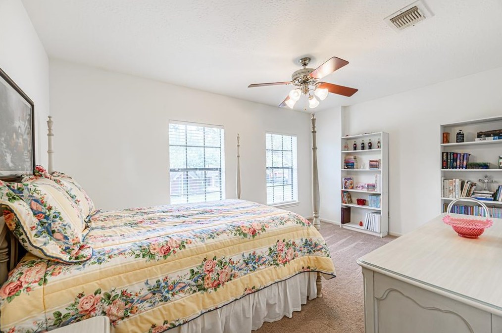 7610 Clover Cyn, Houston TX  77095-4034 exterior