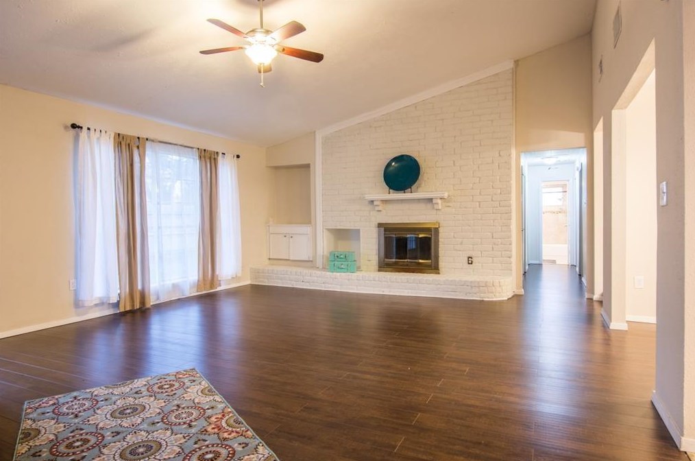 13810 Templar Ln, Sugar Land, TX 77498